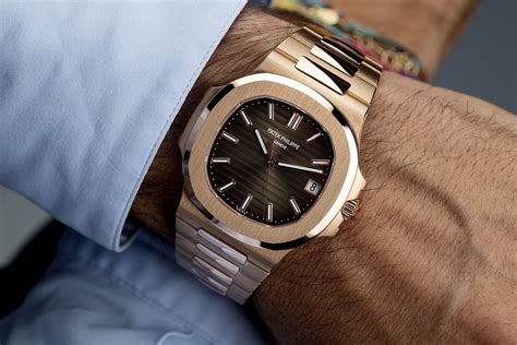 patek philippe nautilus 5711 1r 001 price|patek philippe nautilus 5711 green.